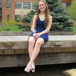 Meet your Posher, Macy